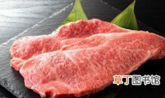 涮火锅时吃的牛上脑—般是指牛什么部位的肉 涮火锅时吃的牛上