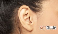 耳朵发烧是什么预兆迷信 耳朵发烧是什么预兆
