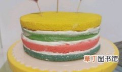 彩虹水果蛋糕的做法 彩虹水果蛋糕怎样做