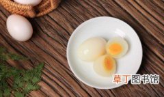 鸽子蛋煮熟是透明的吗 煮熟的鸽子蛋是透明的吗