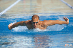 游泳对男性的三大好处 护肤塑形有效果