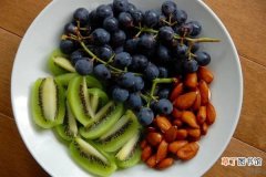夏季开胃水果有哪些 各种水果的功效与作用是什么