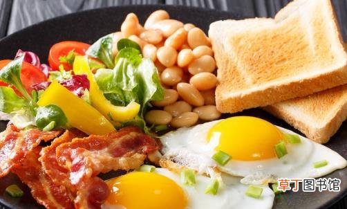 四种早餐习惯易伤身 清晨最不该吃的三类食物