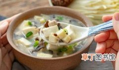 冻豆腐汤怎么做好吃 冻豆腐汤的做法