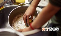 煮完螺蛳粉锅怎么去味 煮完螺蛳粉锅如何去味