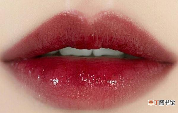 唇釉与口红有什么区别 唇釉哪个牌子最好用