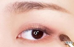 眼妆对眼睛有影响吗 眼妆对于妆容的重要性