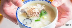 鱼头豆腐汤可以放什么材料 鱼头豆腐汤可以放药材吗