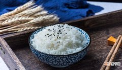 梦见吃米饭是什么意思 梦见吃米饭是什么预兆