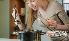 广东鲍鱼煲鸡汤做法 广东鲍鱼煲鸡汤的做法窍门
