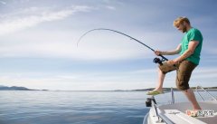 梦见去钓鱼是什么意思 梦见去钓鱼是什么预兆