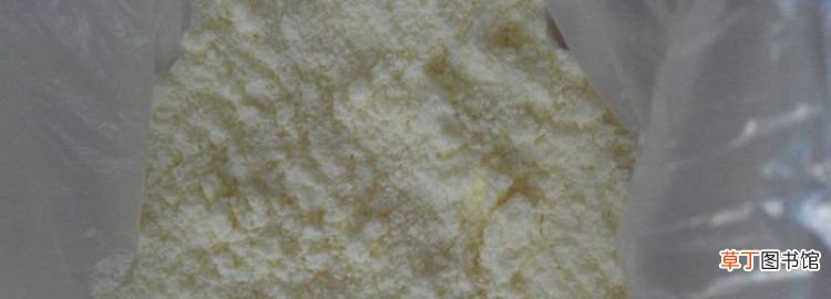 乳基是什么意思，乳基奶粉和配方奶粉有什么区别?