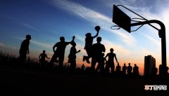 梦见打篮球是什么意思 梦见打篮球有什么预兆