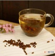 喝药期间喝养生茶,用白开水吃药过会再喝养生茶可以吗？