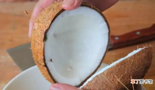 怎样巧妙的打开椰子喝汁 如何巧妙的打开椰子