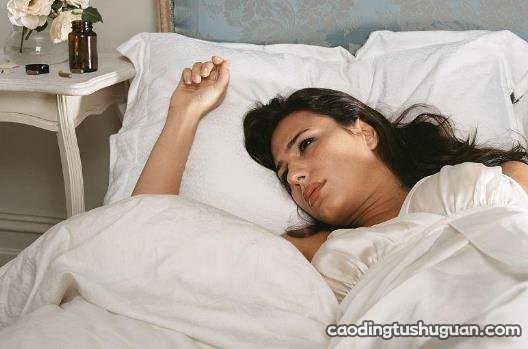 每晚睡8小时女性不易骨折 强壮骨骼