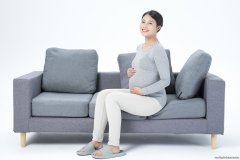 孕中期肚子跟没怀一样怎么回事