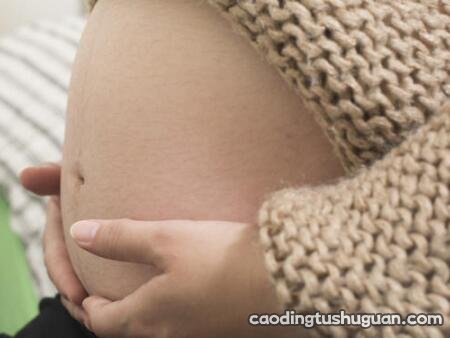孕妇乳房长斑是什么原因
