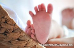 剖宫产后能立刻给宝宝喂奶吗？