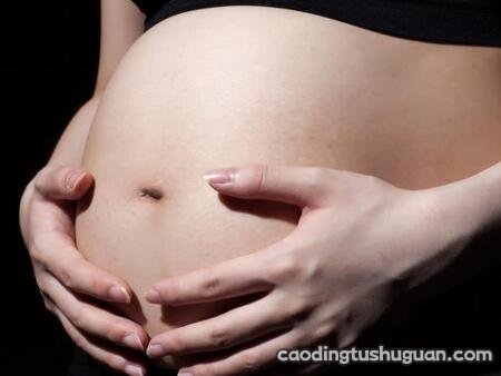 孕妇肚脐凹凸是什么原因