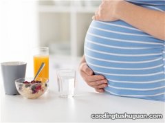 孕妇憋尿会挤到胎儿吗
