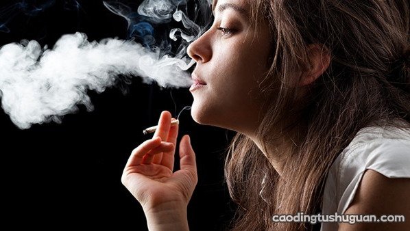 孕妇吸二手烟的危害有多大 8招让孕妈妈远离二手烟