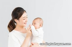 每次胎动时，宝宝都不理爸爸，腹中胎儿真的认人吗？