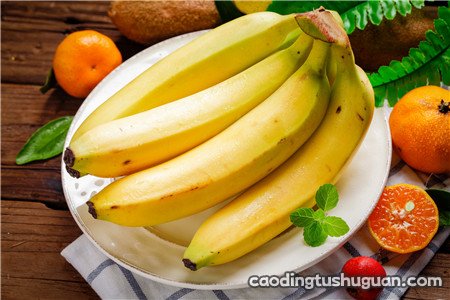 香蕉皮煮水的功效与作用