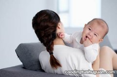 孕妈妈熬夜的危害那么大，如何才能提高睡眠质量呢？
