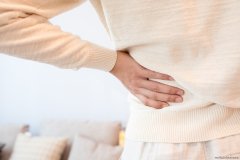 产后左侧腰疼痛是什么原因 多跟这几个因素有关