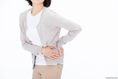 产后屁股上面腰下面疼痛是什么原因引起的