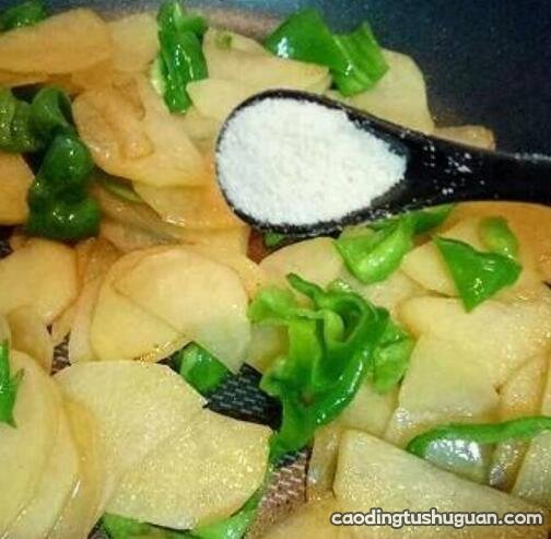 青椒炒土豆怎么做